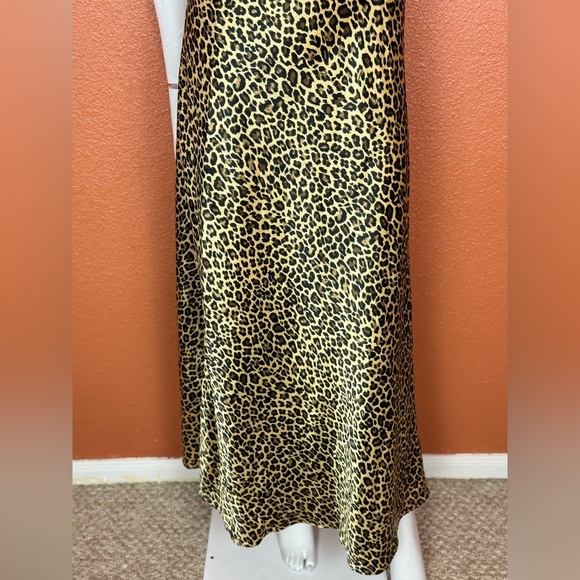 VICTORIA'S SECRET Leopard Print Satin Medium Chemise Full Length Lingerie.  E33 - Picture 8 of 15